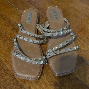 Steve Madden Womens Studded Sandals Size 11